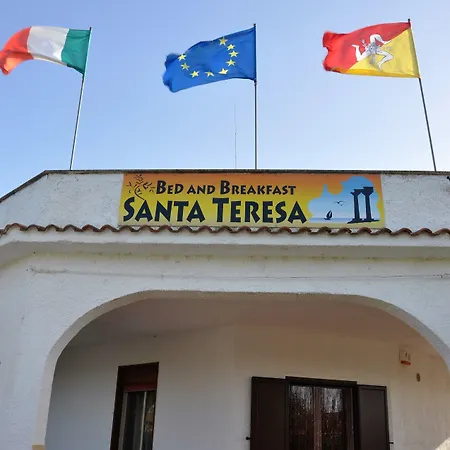 Santa Teresa Couette-café 3*